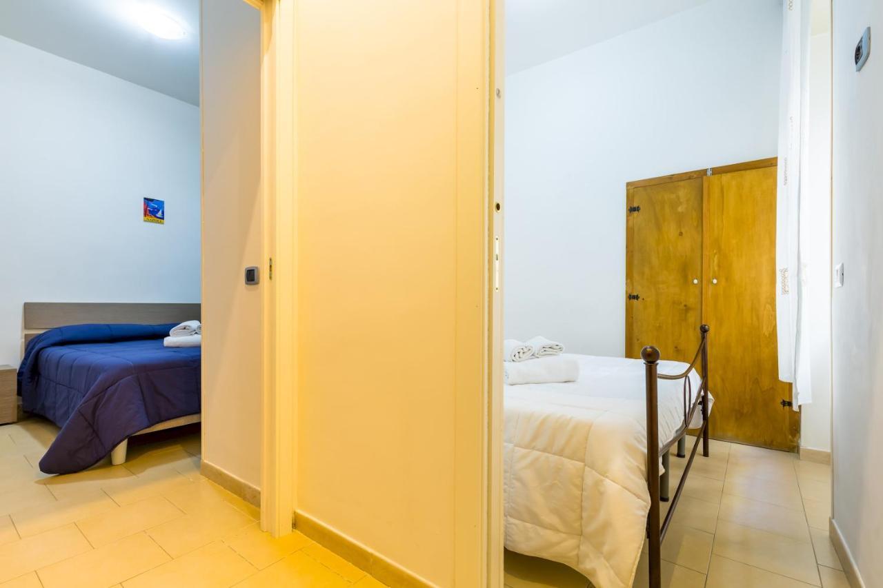 נאפולי Tribunali 194 - Cozy Flat In Center מראה חיצוני תמונה