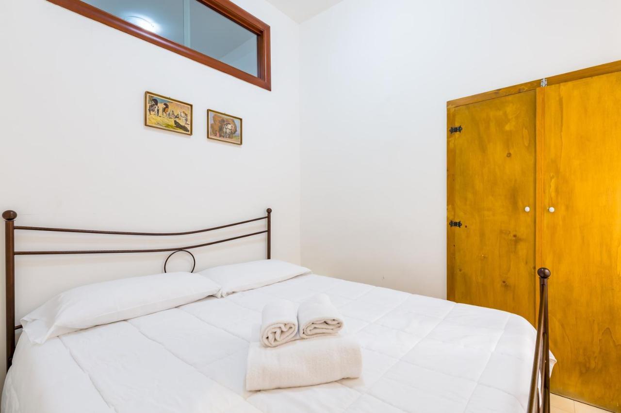 נאפולי Tribunali 194 - Cozy Flat In Center מראה חיצוני תמונה
