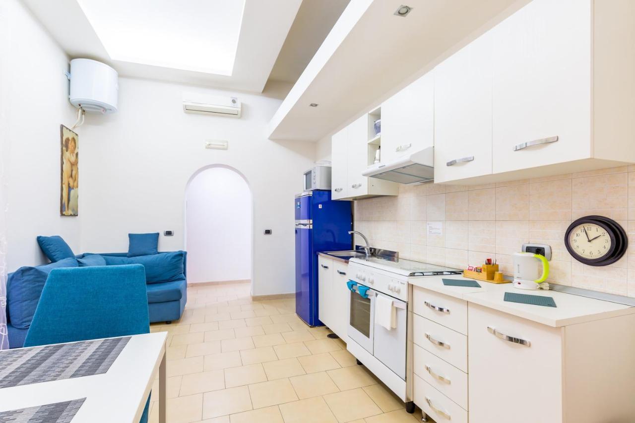 נאפולי Tribunali 194 - Cozy Flat In Center מראה חיצוני תמונה